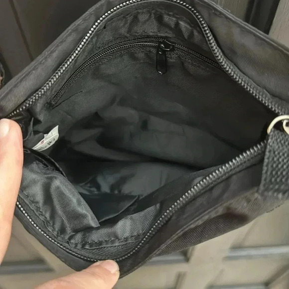 Busch Gardens Adjustable Purse - Picture 4 of 11